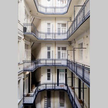 Oktober 6/8 Apartment Budapeszt Zewnętrze zdjęcie