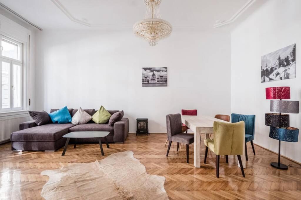 Oktober 6/8 Apartment Budapeszt Zewnętrze zdjęcie
